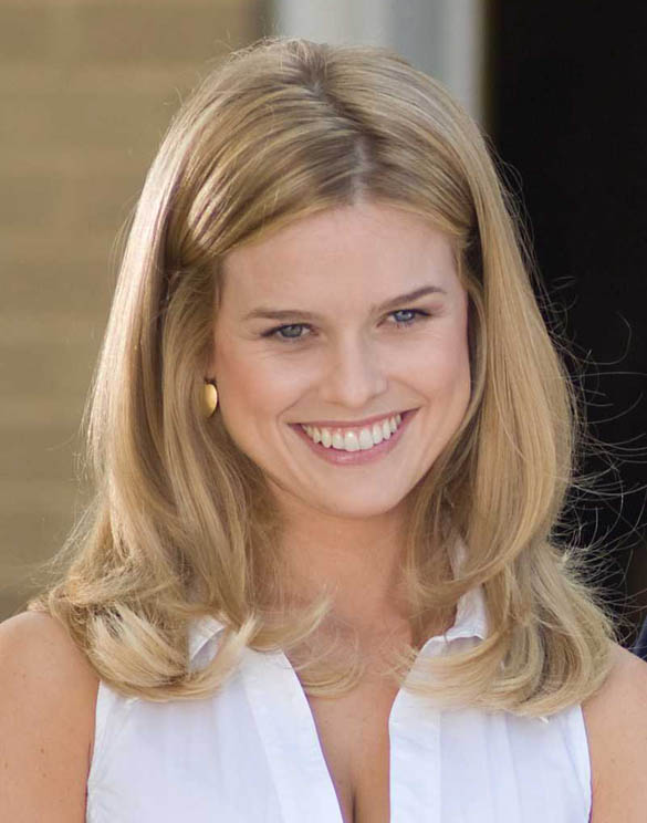 Alice Eve nel film Lei troppo per me