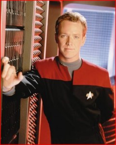 Robert_Duncan_McNeill